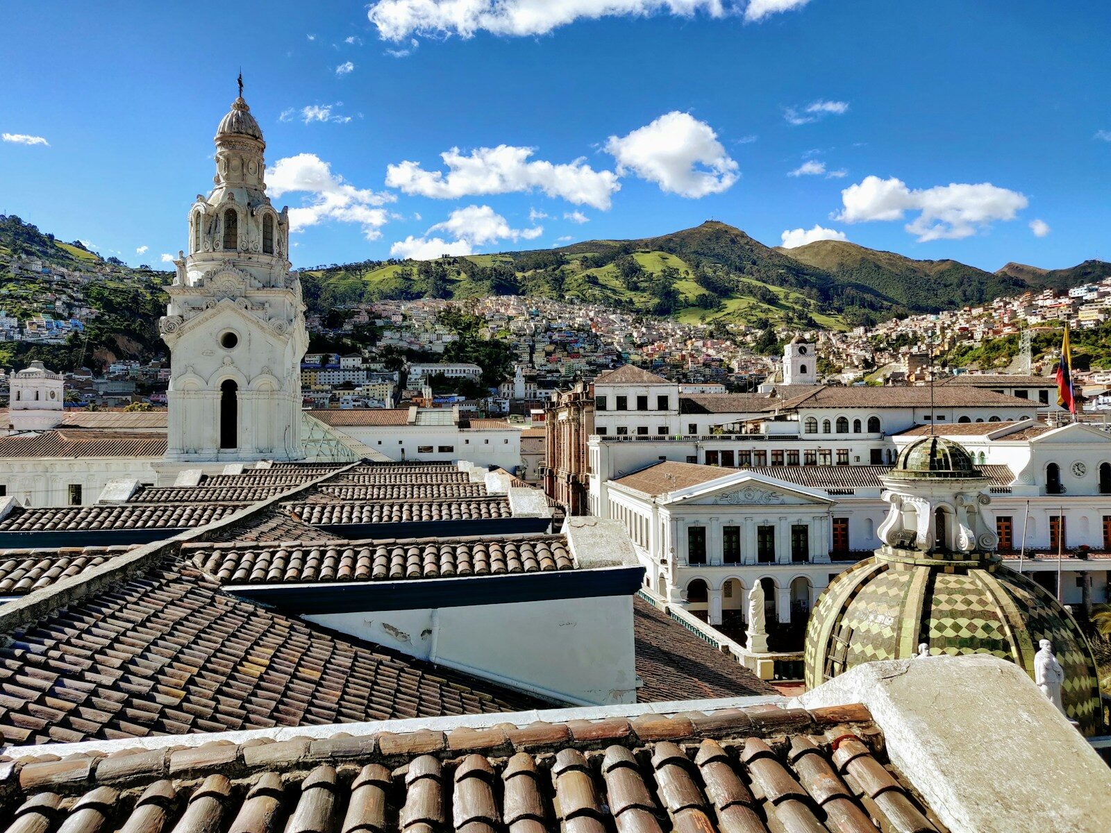 Moving to Ecuador from Canada